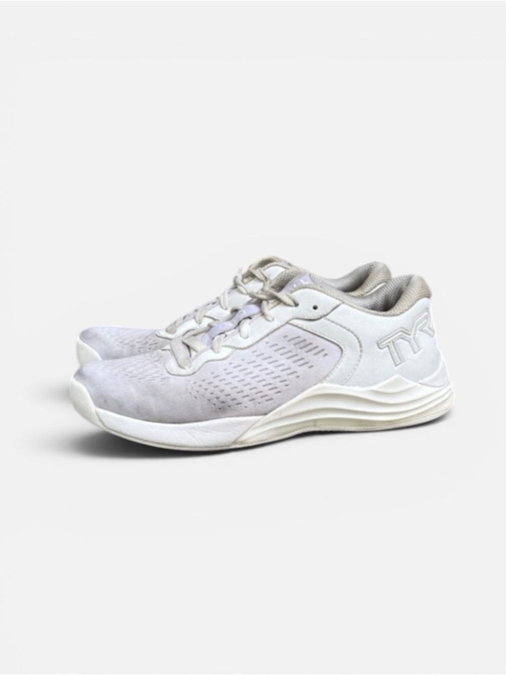 TYR CXT-1 Trainer in White and Grey Women’s Size 8; Men’s 6 1/2